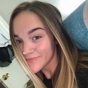 Meet your Posher, Macy